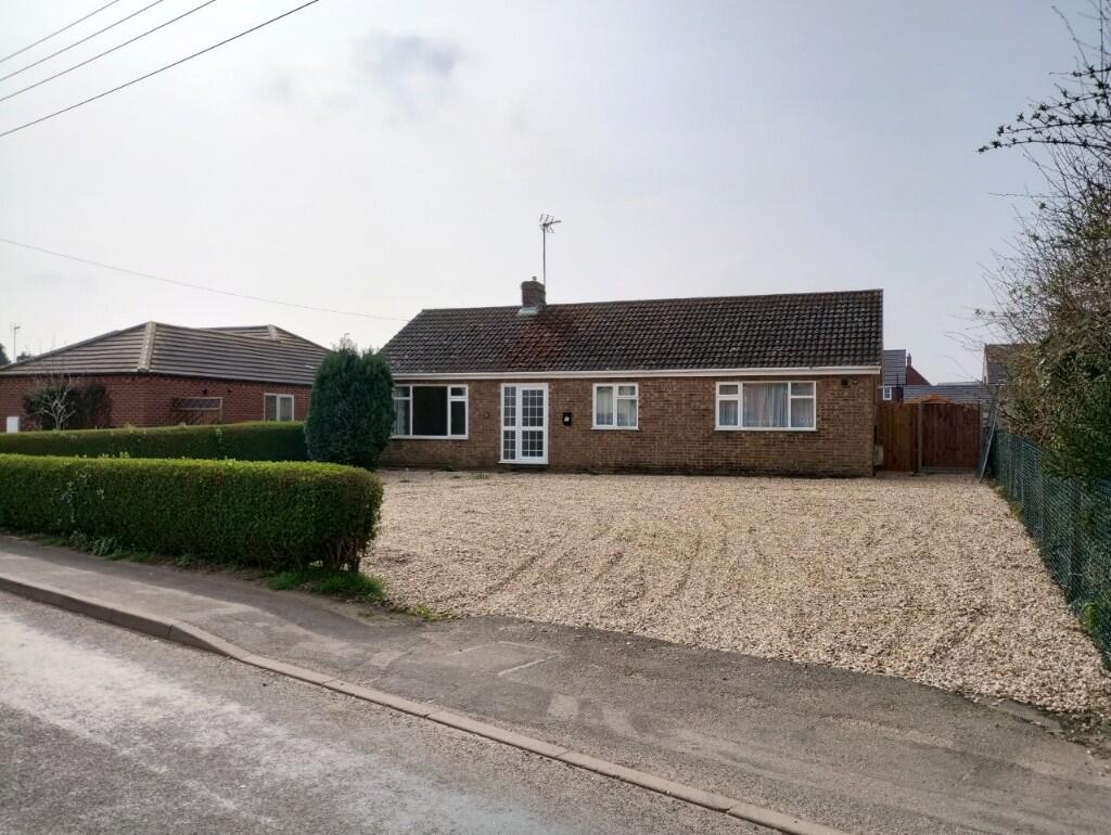 3 bed Detached bungalow for rent in Cowbit. From Longstaff - Spalding