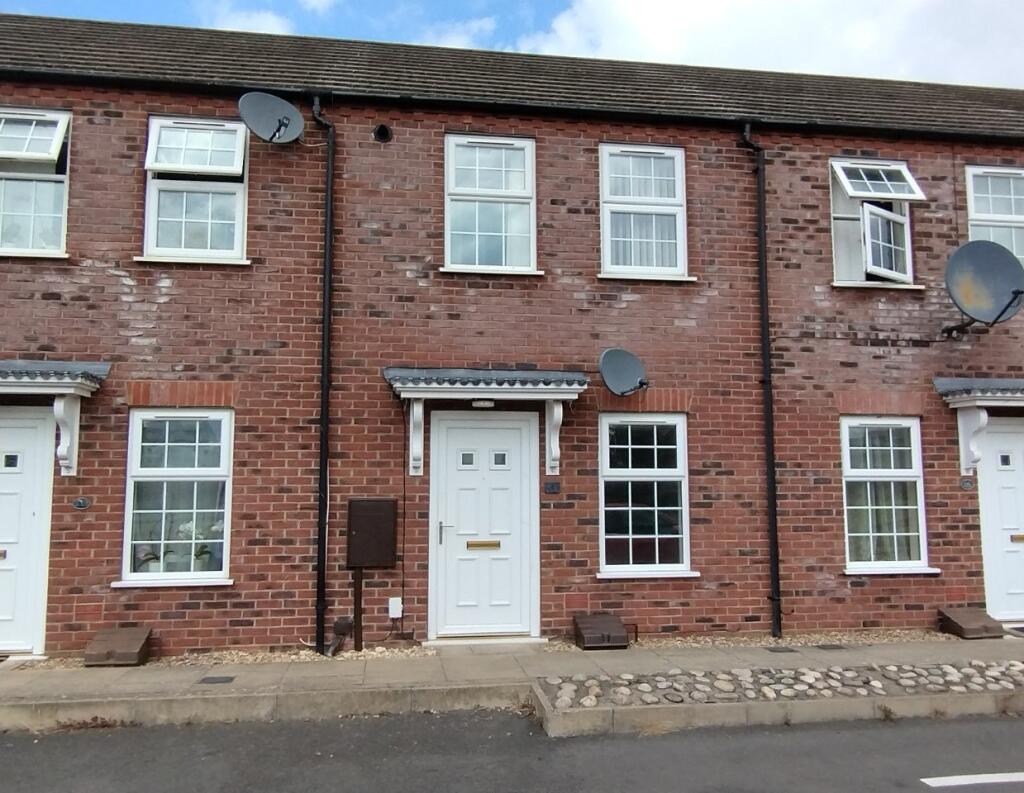 2 bed Mid Terraced House for rent in Spalding. From Longstaff - Spalding