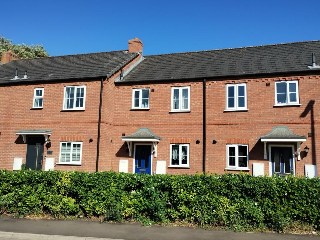 2 bed Mid Terraced House for rent in Spalding. From Longstaff - Spalding