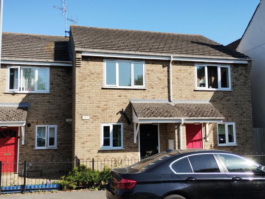 2 bed Mid Terraced House for rent in Spalding. From Longstaff - Spalding