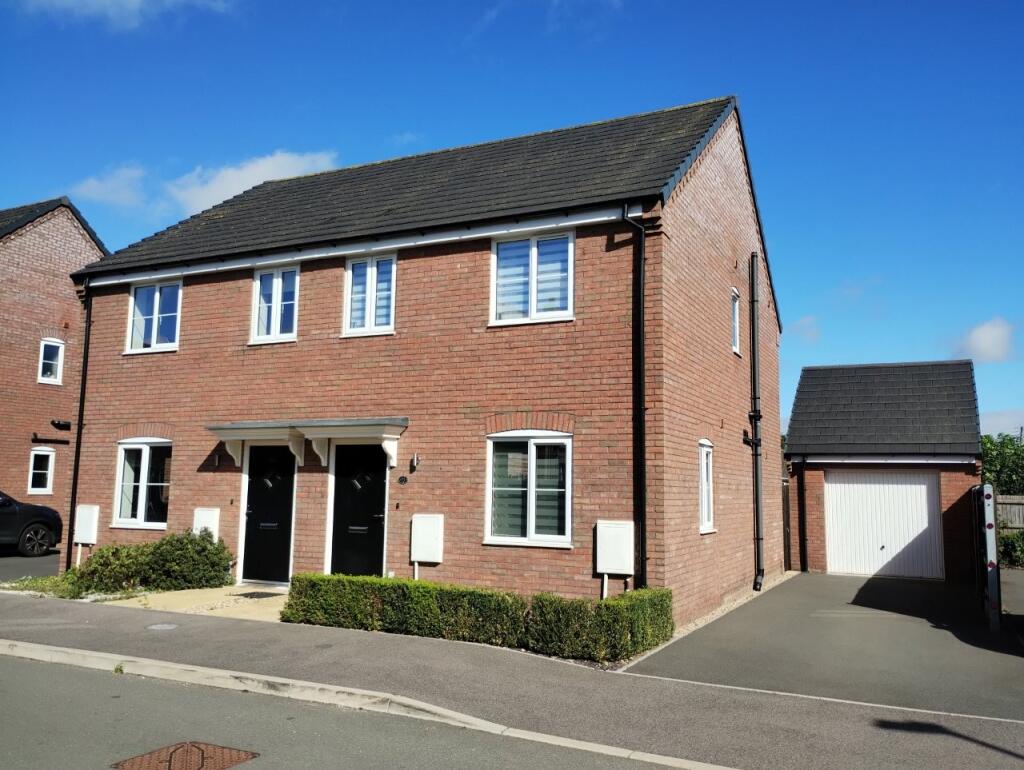 3 bed Semi Detached for rent in Cowbit. From Longstaff - Spalding