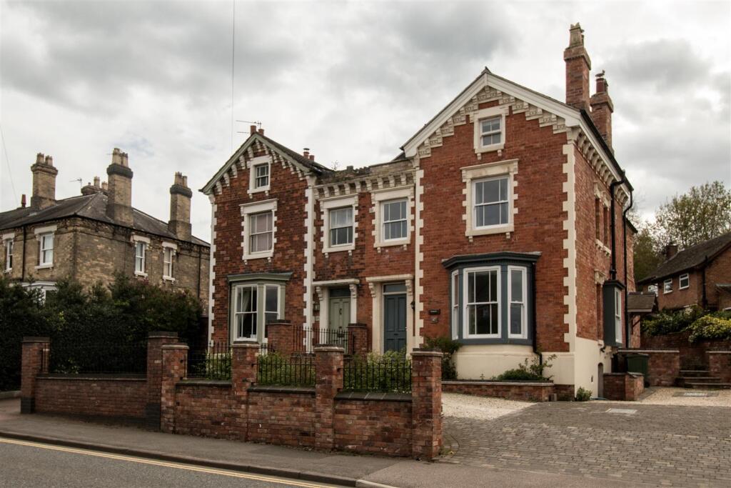 5 bed Semi Detached for rent in Kegworth. From Lovage Homes Ltd - Kegworth