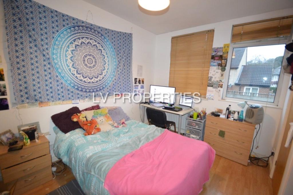 4 bed 1st Floor Flat for rent in Leeds. From LV Properties - LS6