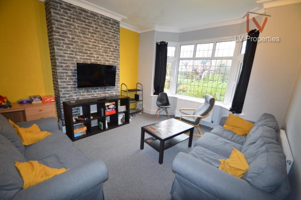 4 bed Semi Detached for rent in Leeds. From LV Properties - LS6