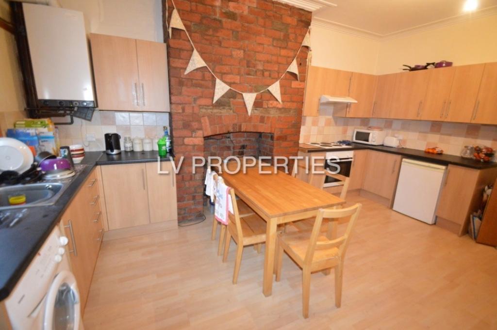 5 bed Mid Terraced House for rent in Leeds. From LV Properties - LS6