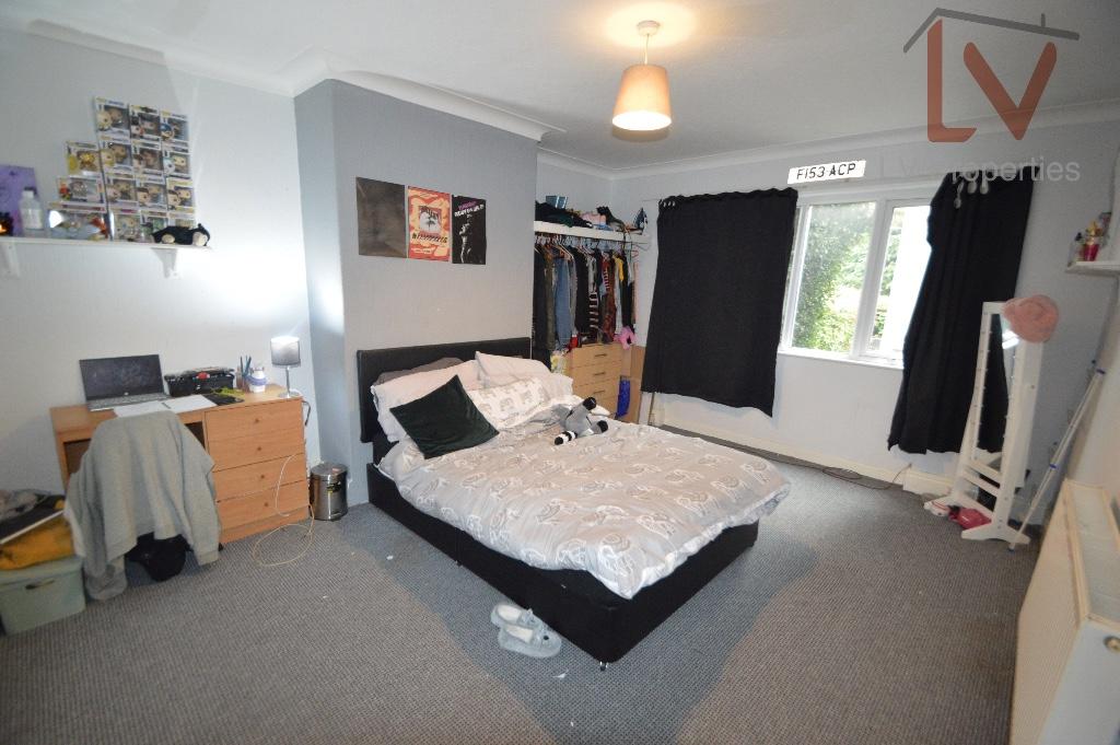 5 bed Semi Detached for rent in Leeds. From LV Properties - LS6