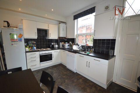 6 bed Mid Terraced House for rent in Leeds. From LV Properties - LS6 6 bed Mid Terraced House for rent in Leeds. From LV Properties - LS6