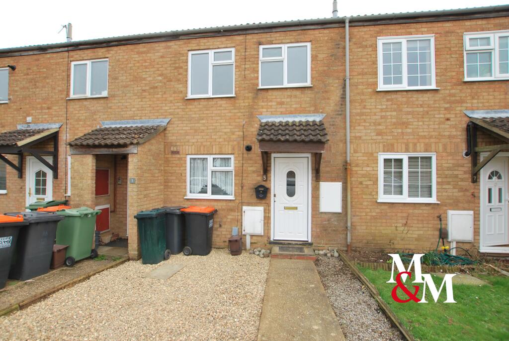 2 bed Mid Terraced House for rent in Leighton Buzzard. From M & M Properties - Leighton Buzzard