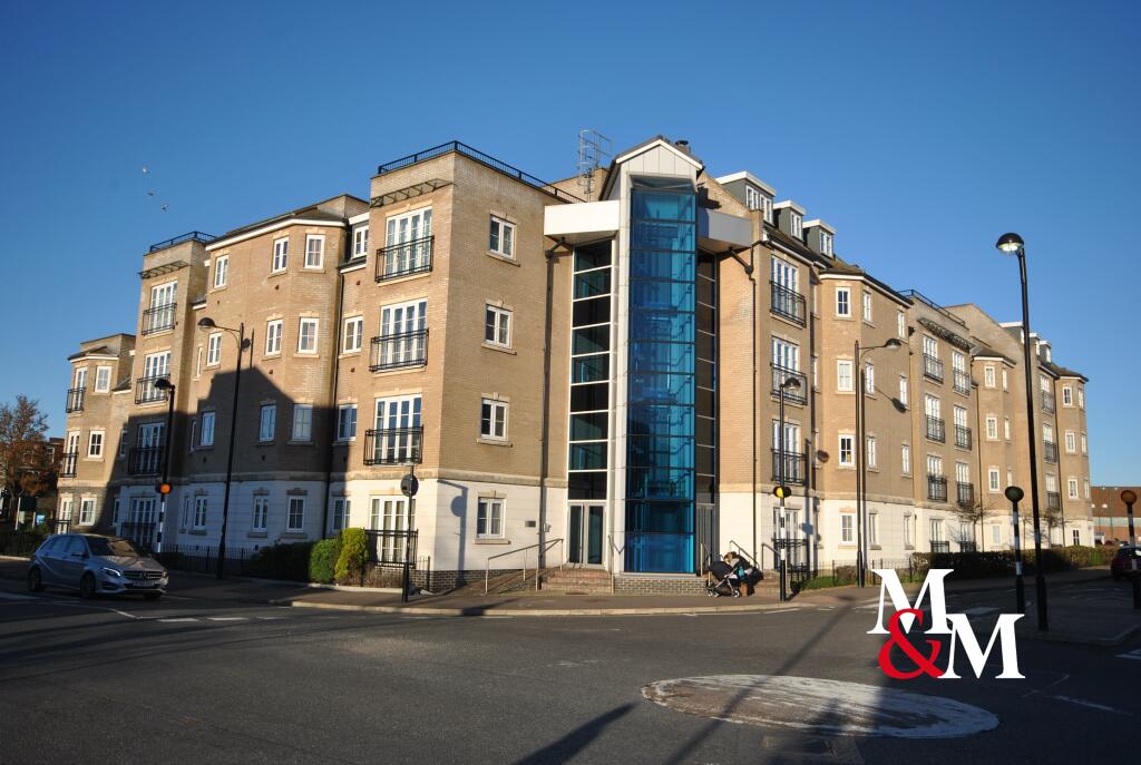 2 bed Apartment for rent in Leighton Buzzard. From M & M Properties - Leighton Buzzard
