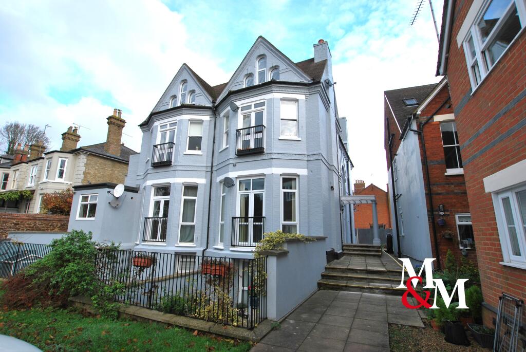 1 bed 1st Floor Flat for rent in Leighton Buzzard. From M & M Properties - Leighton Buzzard