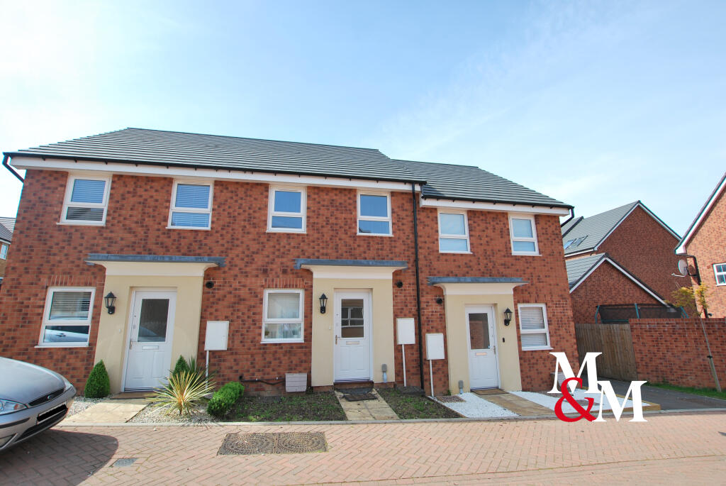 2 bed Mid Terraced House for rent in Leighton Buzzard. From M & M Properties - Leighton Buzzard