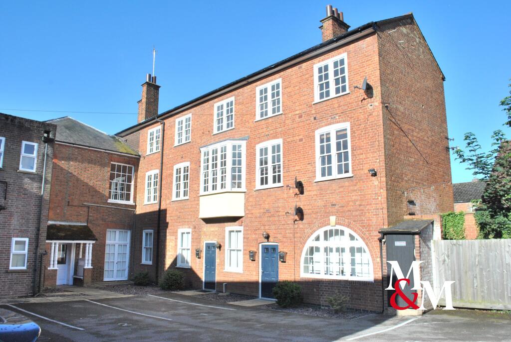 2 bed Apartment for rent in Leighton Buzzard. From M & M Properties - Leighton Buzzard