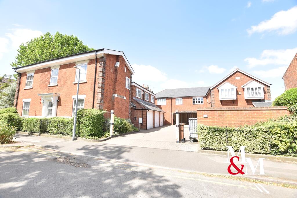1 bed 1st Floor Flat for rent in Leighton Buzzard. From M & M Properties - Leighton Buzzard