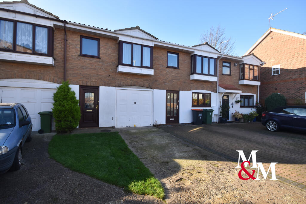 2 bed Mid Terraced House for rent in Leighton Buzzard. From M & M Properties - Leighton Buzzard