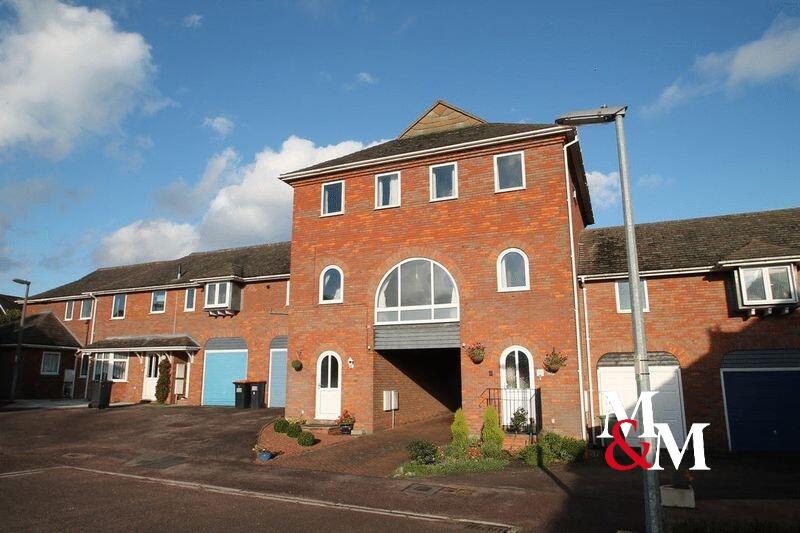 2 bed Mid Terraced House for rent in Eaton Bray. From M & M Properties - Leighton Buzzard