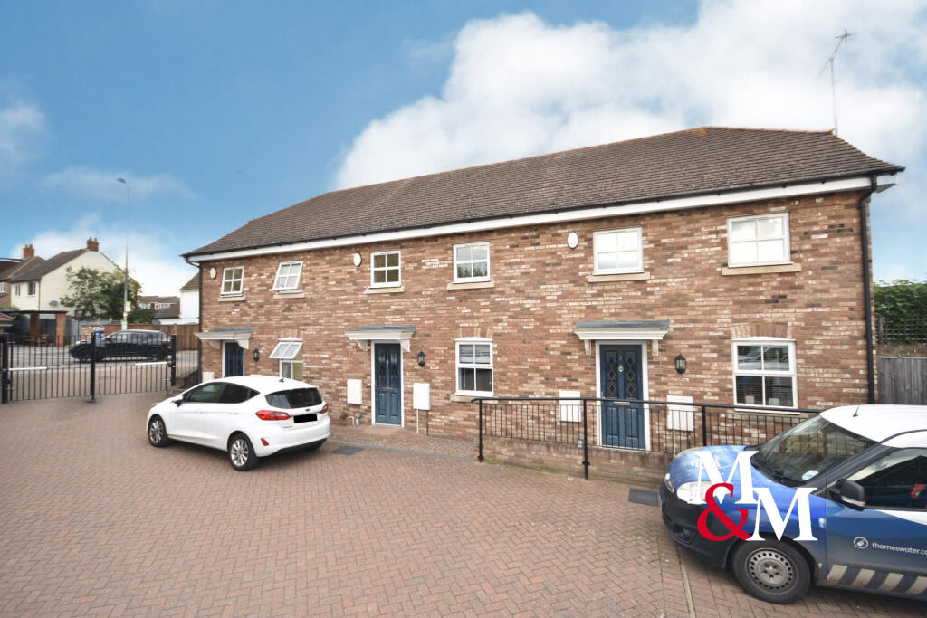 2 bed Mid Terraced House for rent in Leighton Buzzard. From M & M Properties - Leighton Buzzard 2 bed Mid Terraced House for rent in Leighton Buzzard. From M & M Properties - Leighton Buzzard