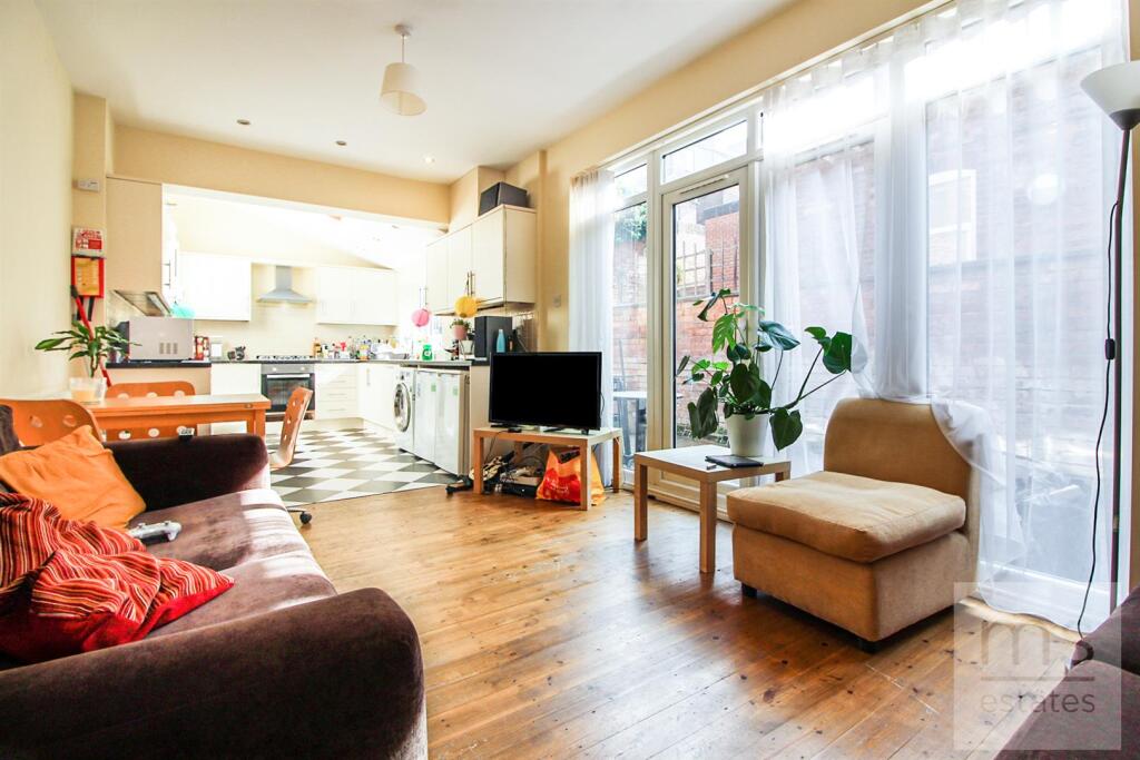 7 bed Semi Detached for rent in Nottingham. From M-S Estates - Nottingham