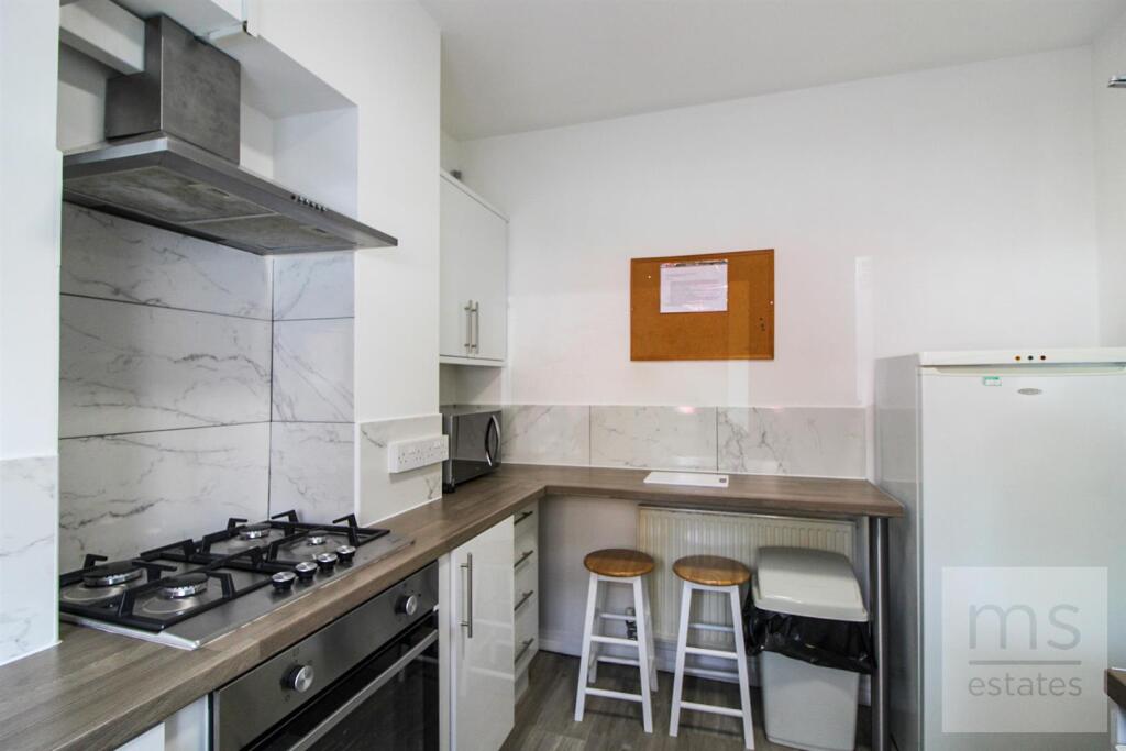 4 bed Mid Terraced House for rent in Nottingham. From M-S Estates - Nottingham