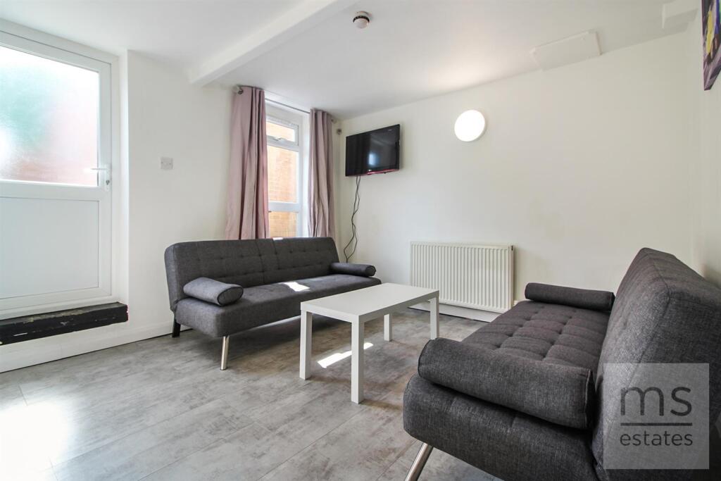 3 bed Mid Terraced House for rent in Nottingham. From M-S Estates - Nottingham