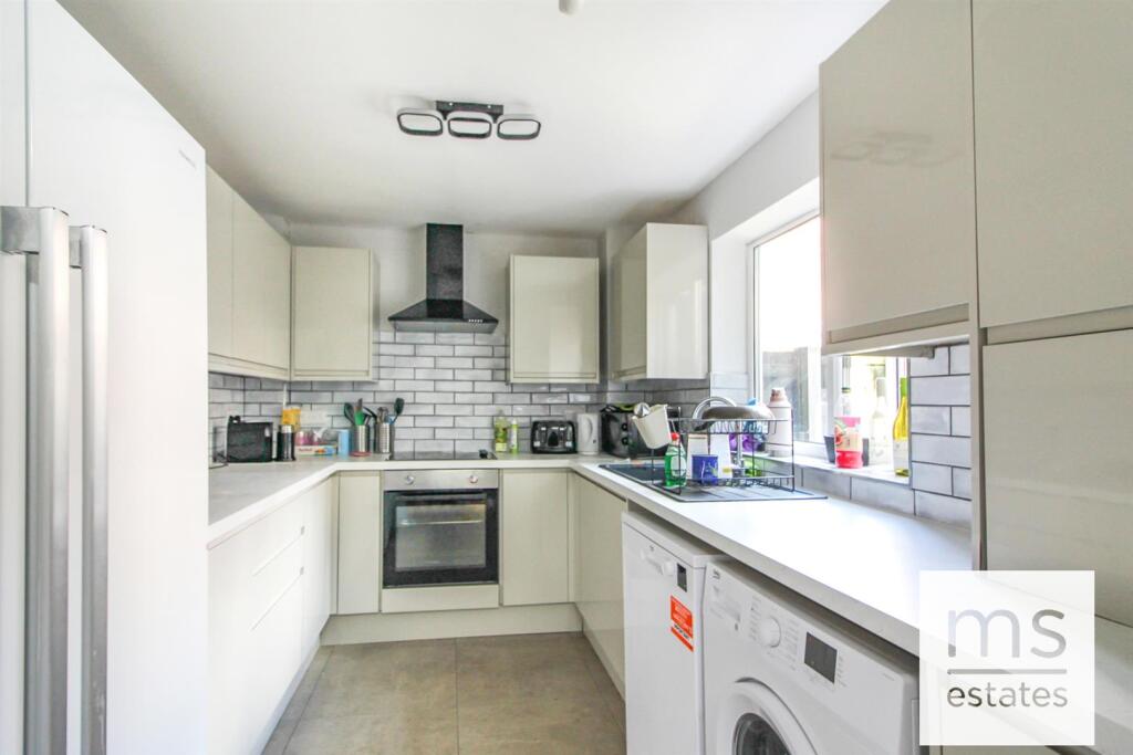 4 bed Mid Terraced House for rent in Nottingham. From M-S Estates - Nottingham