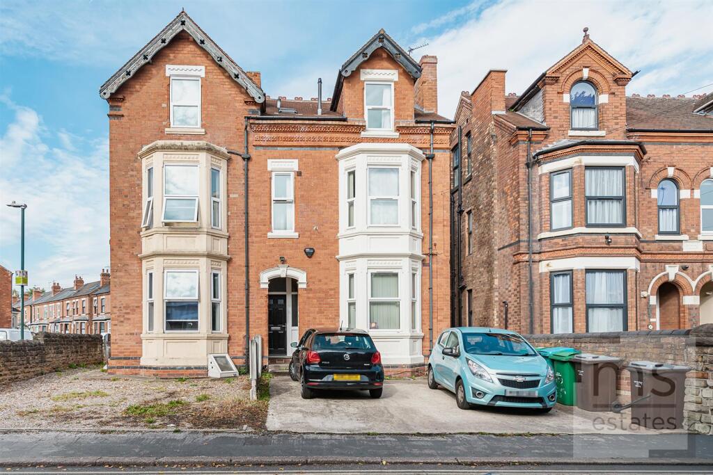 6 bed Semi Detached for rent in Nottingham. From M-S Estates - Nottingham