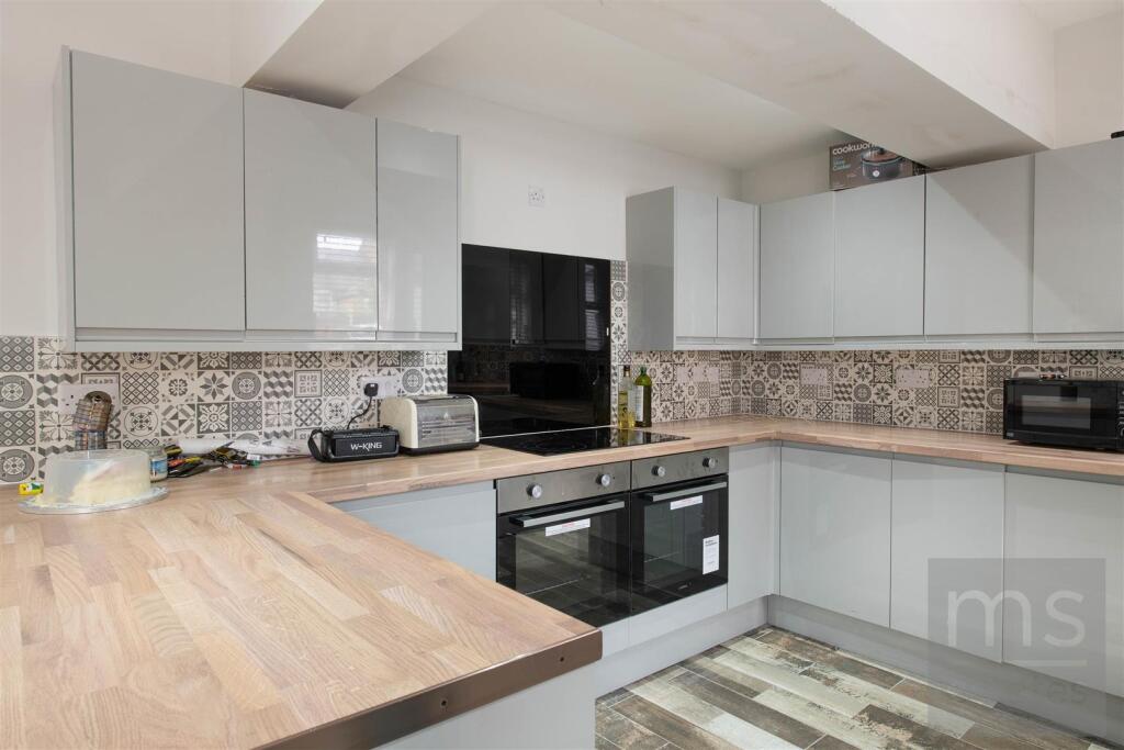 6 bed Semi Detached for rent in Nottingham. From M-S Estates - Nottingham 6 bed Semi Detached for rent in Nottingham. From M-S Estates - Nottingham