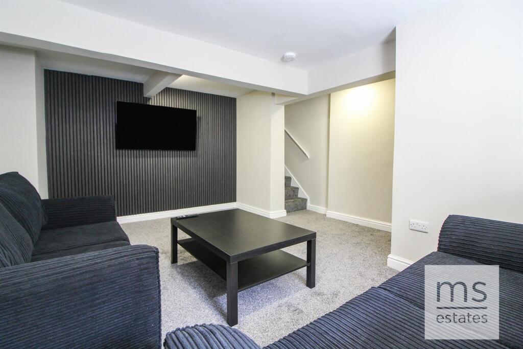 6 bed Semi Detached for rent in Nottingham. From M-S Estates - Nottingham 6 bed Semi Detached for rent in Nottingham. From M-S Estates - Nottingham