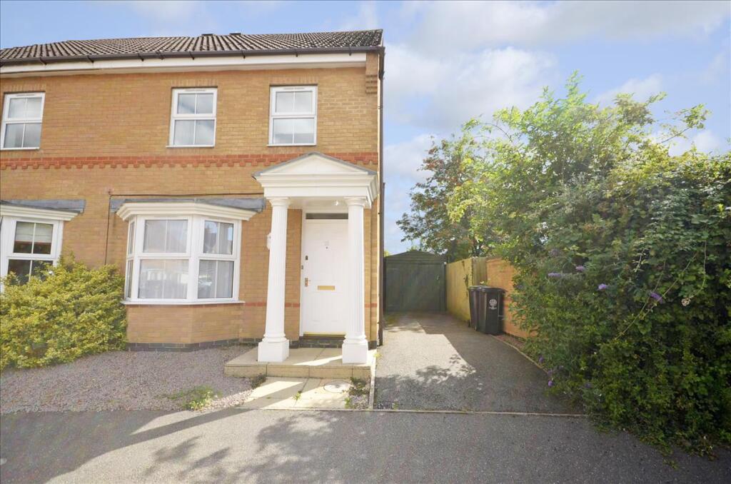 3 bed Semi Detached for rent in Thrapston. From Magenta Estate Agents - Raunds