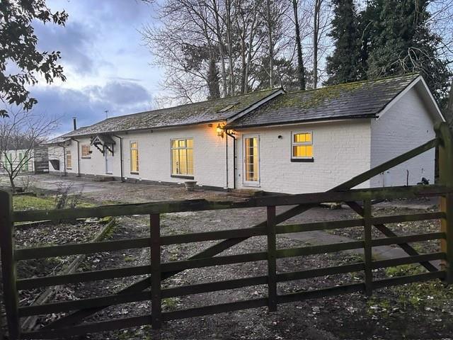 4 bed Detached bungalow for rent in Handforth. From Main & Main - Heald Green