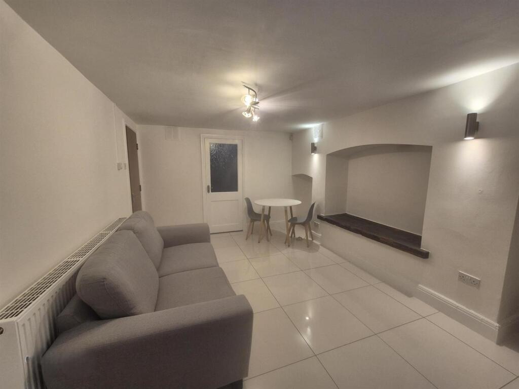 1 bed Apartment for rent in Manchester. From Main & Main - Heald Green