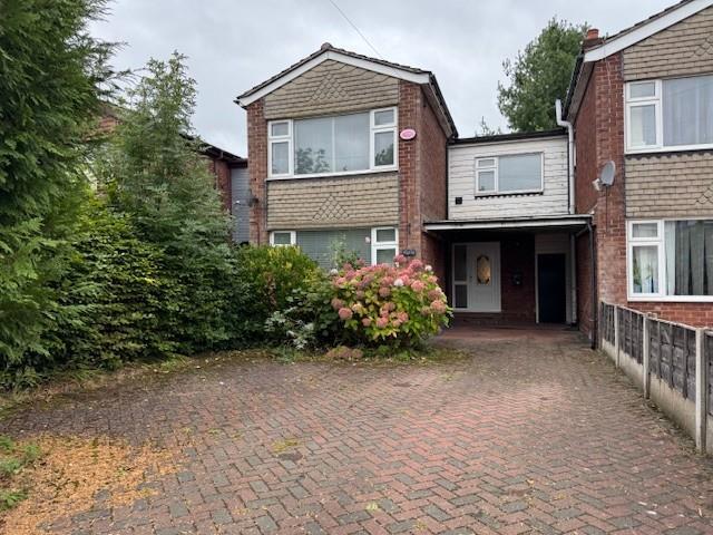 4 bed Detached for rent in Gatley. From Main & Main - Heald Green