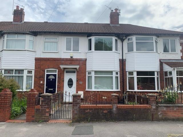 3 bed Mid Terraced House for rent in Stockport. From Main & Main - Heald Green