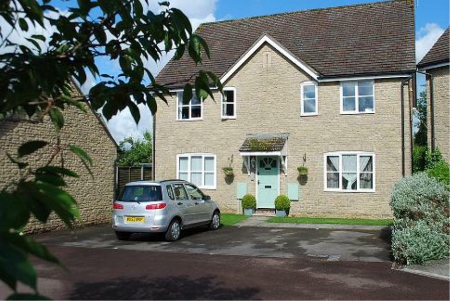 1 bed 1st Floor Flat for rent in Tetbury. From Maison Let Ltd - MALMESBURY