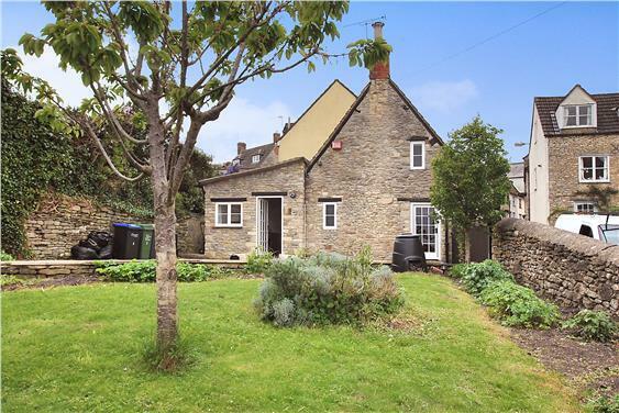 1 bed Detached for rent in Malmesbury. From Maison Let Ltd - MALMESBURY