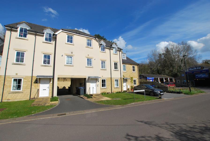 2 bed Apartment for rent in Malmesbury. From Maison Let Ltd - MALMESBURY