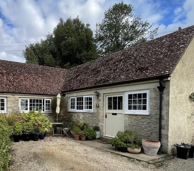 2 bed Cottage for rent in Shipton Moyne. From Maison Let Ltd - MALMESBURY