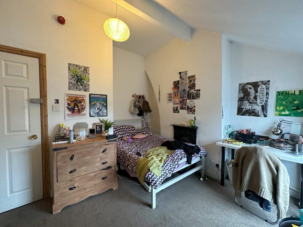8 bed Semi Detached for rent in Gatley. From Manchester Rent A Home - Fallowfield 8 bed Semi Detached for rent in Gatley. From Manchester Rent A Home - Fallowfield
