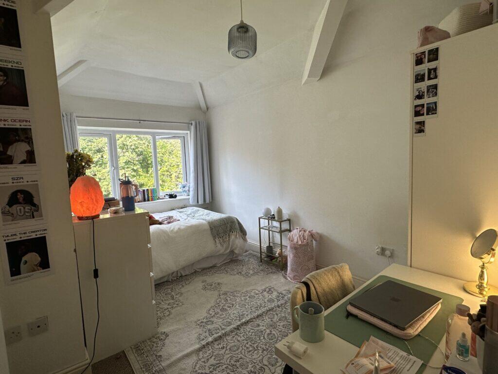 5 bed Semi Detached for rent in Gatley. From Manchester Rent A Home - Fallowfield 5 bed Semi Detached for rent in Gatley. From Manchester Rent A Home - Fallowfield