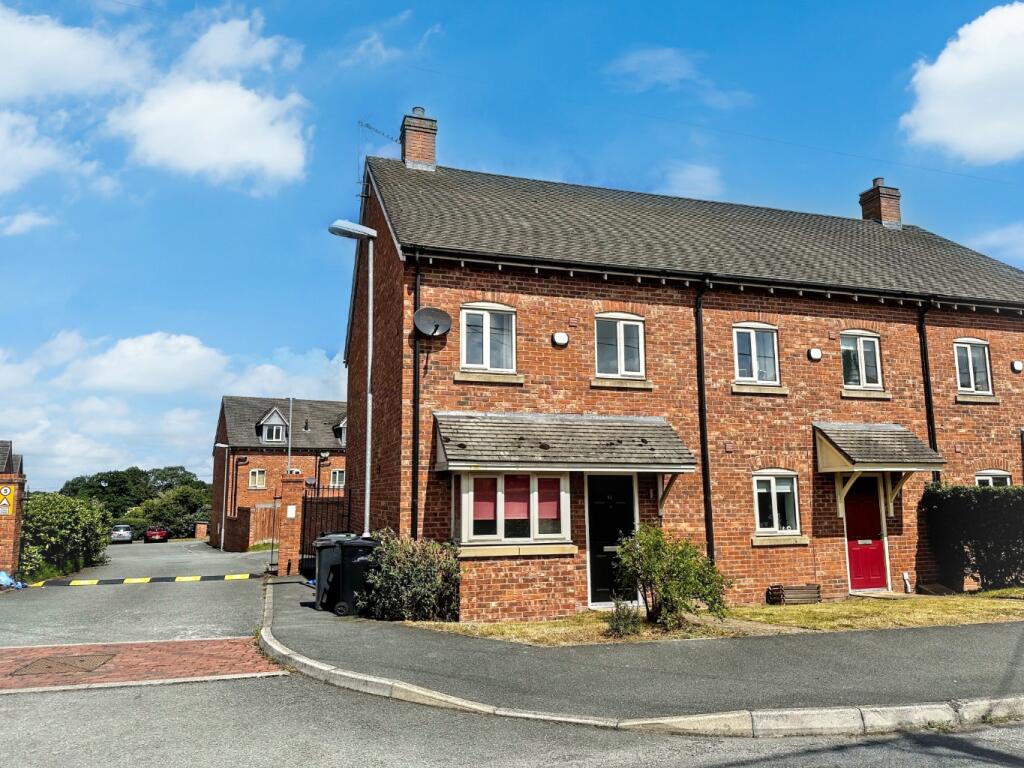 3 bed End of Terrace for rent in Whitchurch. From Mannleys Sales & Lettings - Telford