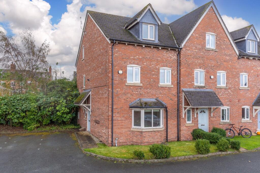 3 bed Semi Detached for rent in Whitchurch. From Mannleys Sales & Lettings - Telford 3 bed Semi Detached for rent in Whitchurch. From Mannleys Sales & Lettings - Telford