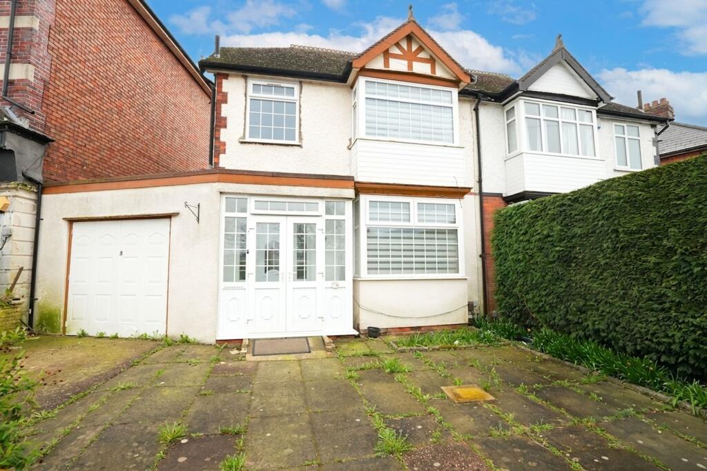 3 bed Semi Detached for rent in Birmingham. From Manny Klarico - Hall Green 3 bed Semi Detached for rent in Birmingham. From Manny Klarico - Hall Green