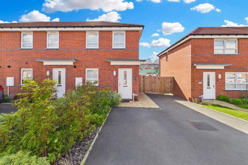 2 bed Detached for rent in Birmingham. From Manny Klarico - Hall Green