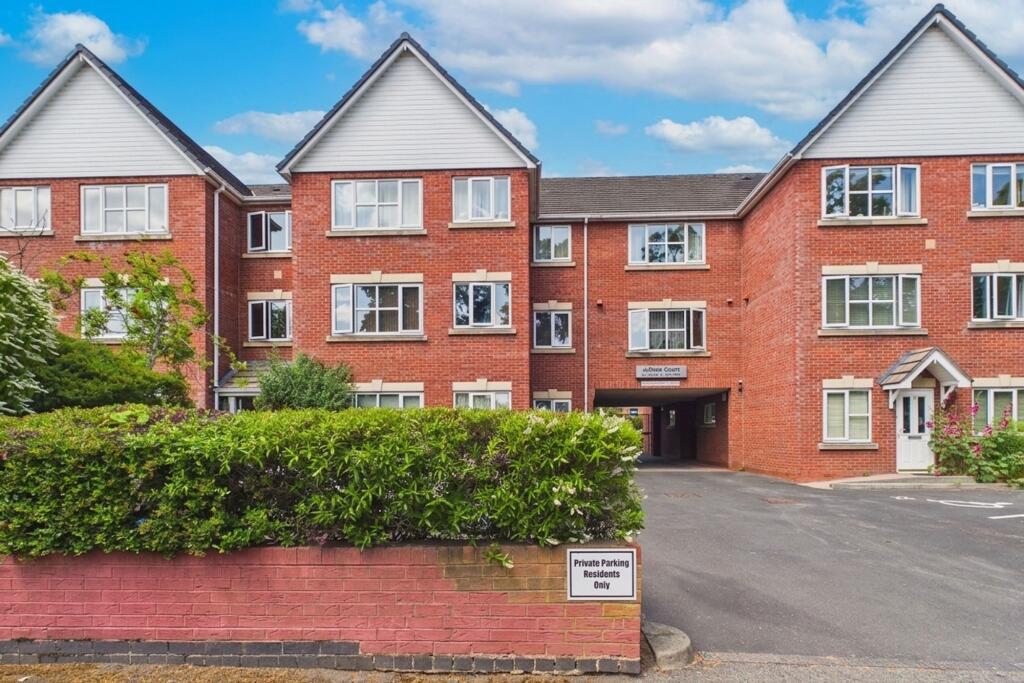2 bed 1st Floor Flat for rent in Solihull. From Manny Klarico - Hall Green 2 bed 1st Floor Flat for rent in Solihull. From Manny Klarico - Hall Green