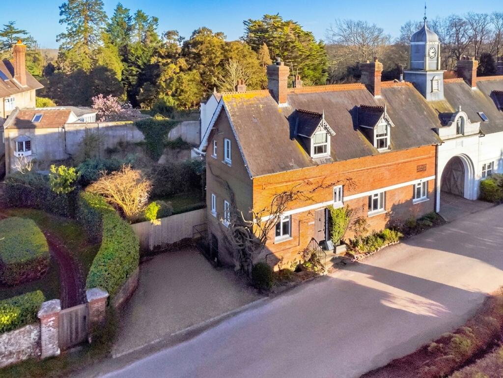 4 bed Semi Detached for rent in Lewes. From Mansell McTaggart - Uckfield