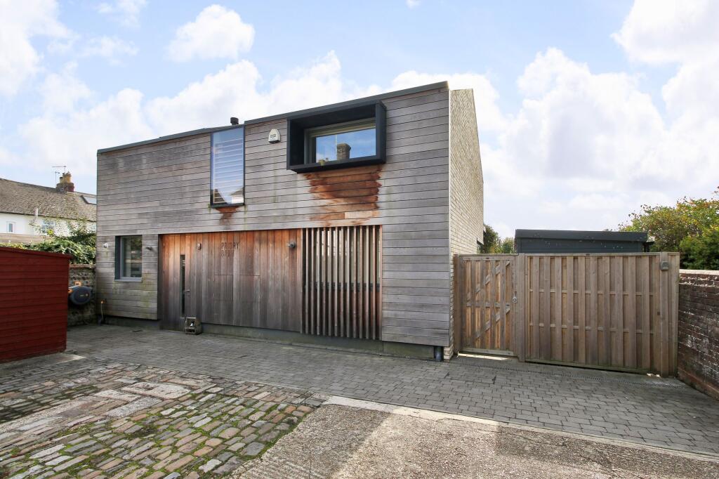3 bed Detached for rent in Lewes. From Mansell McTaggart - Uckfield