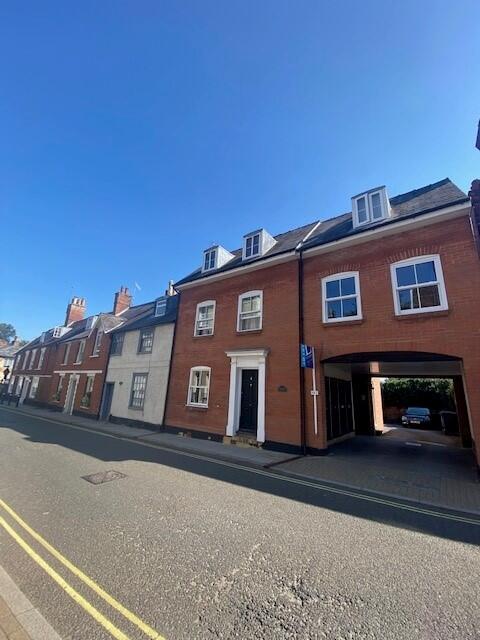 4 bed Studio for rent in Bury St Edmunds. From Map Letting & Property Management - Bury St Edmunds 4 bed Studio for rent in Bury St Edmunds. From Map Letting & Property Management - Bury St Edmunds