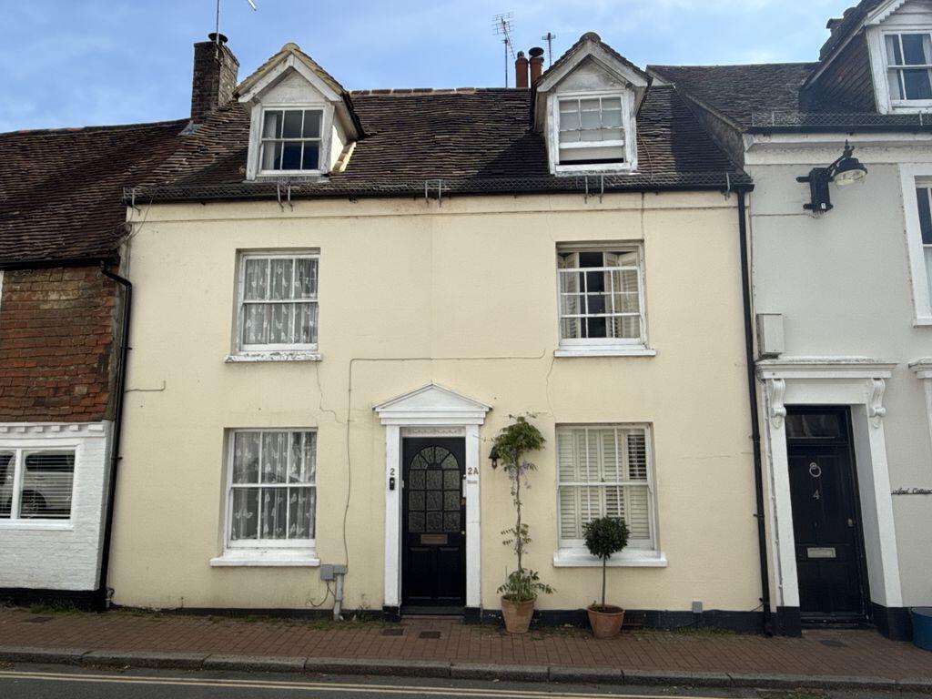 2 bed Mid Terraced House for rent in Cuckfield. From Marcus Grimes - Cuckfield