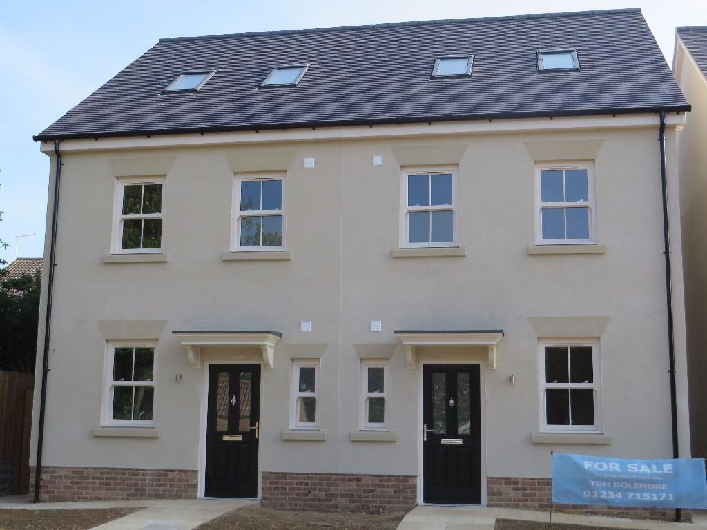 4 bed Semi Detached for rent in Kimbolton. From Marks Group - Bedford 4 bed Semi Detached for rent in Kimbolton. From Marks Group - Bedford