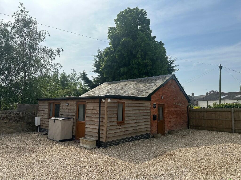 2 bed Bungalow for rent in Olney. From Marks Group - Bedford