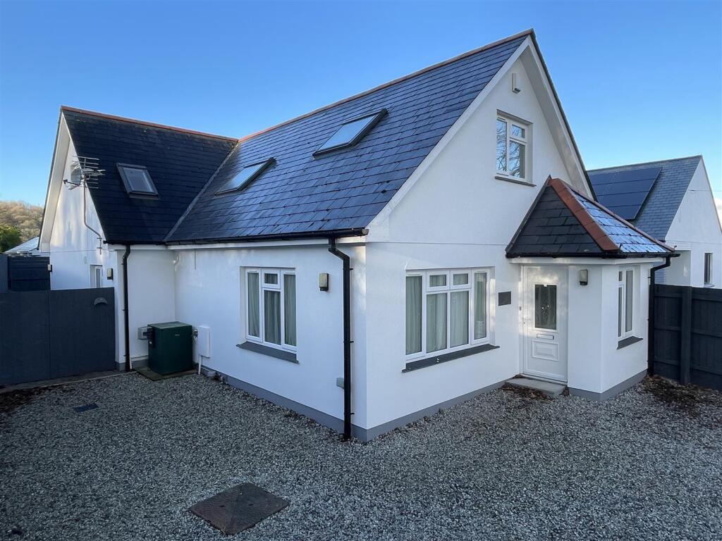 4 bed Detached bungalow for rent in Bodmin. From May Whetter & Grose - St Austell